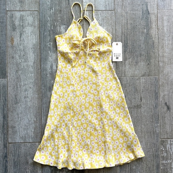 ๐ฅ๐ฅBILLABONG - SUNNY GARDEN RIB KNIT DRESS๐ฅ๐ฅ - Picture 6 of 8